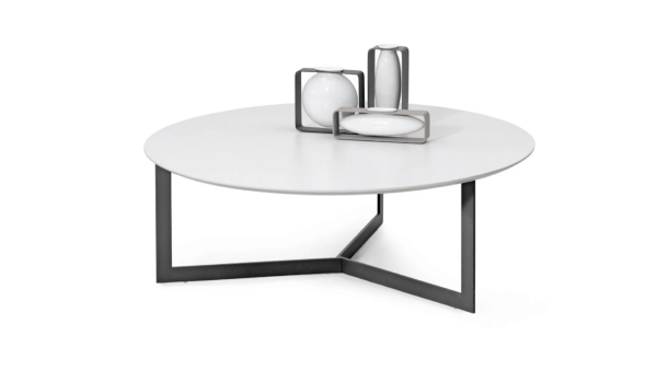 ΤΡΑΠΕΖAKI JONAN